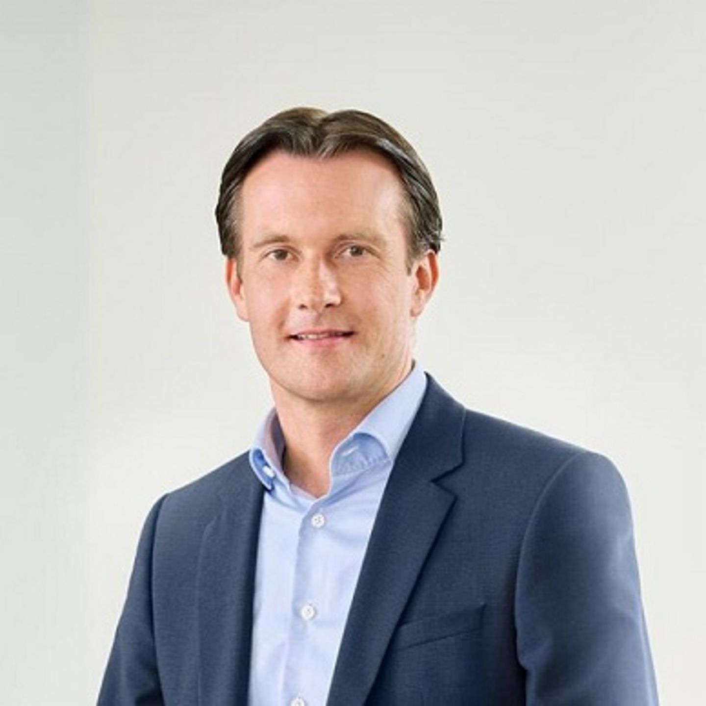 Portrét Carstena Tidowa, generálního ředitele pro východní Evropu ve skupině EOS