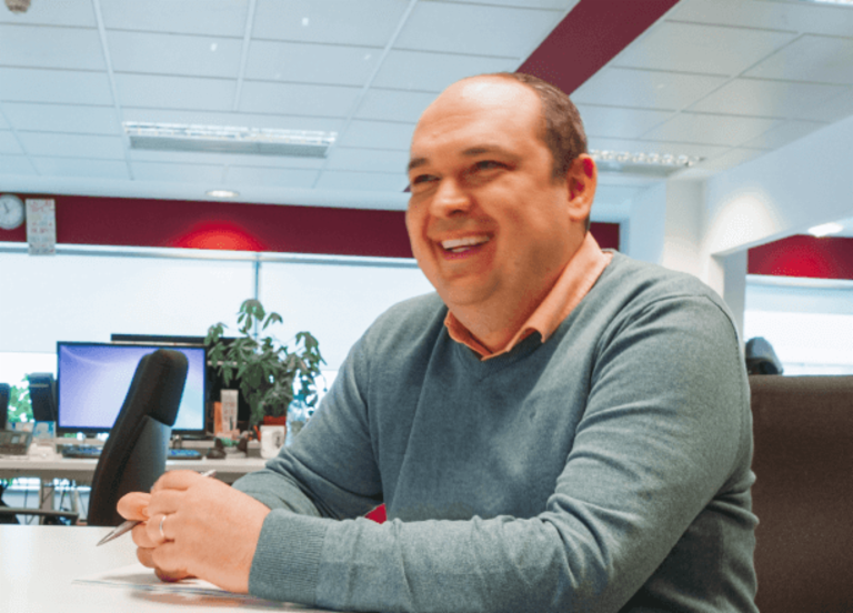 Cristian Musat, Head of IT at EOS in Romania, is in charge of the development of Kollecto+ alongside Pia Fischbach. Cristian Musat, Head of IT at EOS in Romania, is in charge of the development of Kollecto+ alongside Pia Fischbach.